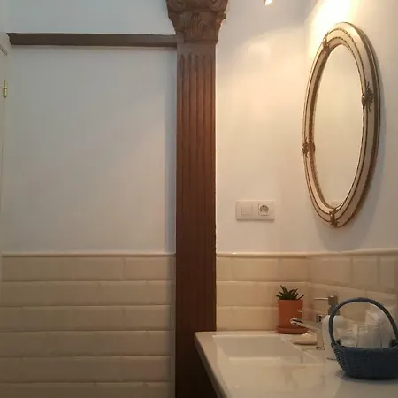 Canaritos Pensjonat 3*