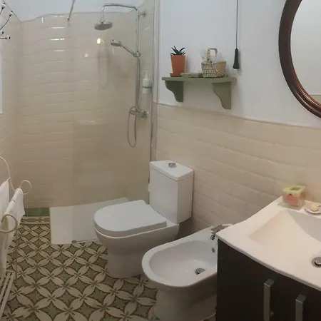 Canaritos بيت ضيافة